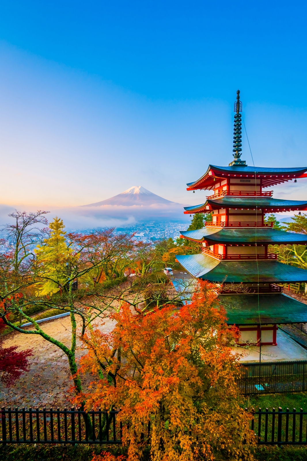 Tokyo|*|Kyoto|*|Osaka|*|Hiroshima ve Miyajima |*|Nara|*|Hakone ve Fuji Dağı|*|Kanazawa|*|Takayama|*|Kobe|*|Okinawa|*|Sapporo|*|Hokkaido