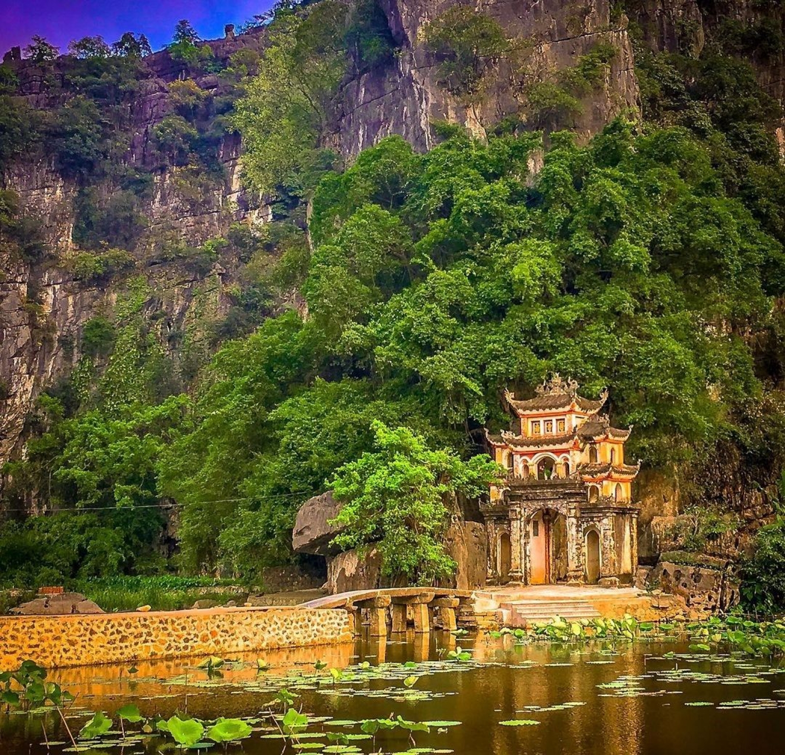 Romantik Vietnam 