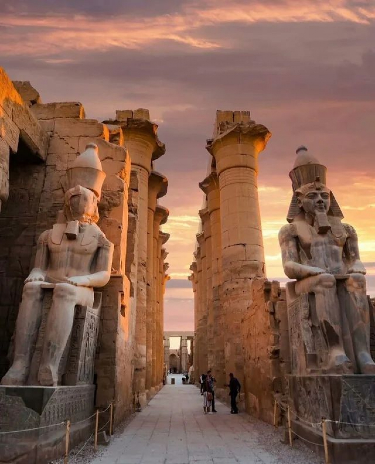 Kahire|*|İskenderiye|*|Nil Nehri|*|Luksor|*|Asvan|*|Abı Simbel 