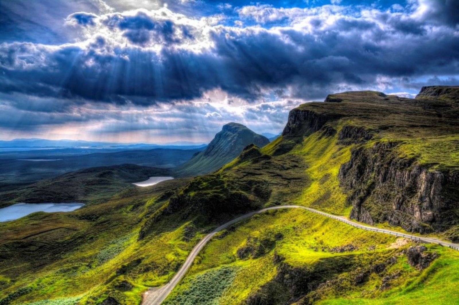 Edinburgh|*|Glasgow|*|Inverness|*|St. Andrew |*|Highland ve Adalar |*|Loch Ness|*|Loch Lomond|*|Isle of Skye